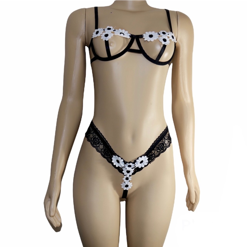 Floral Cut out Lingerie Set